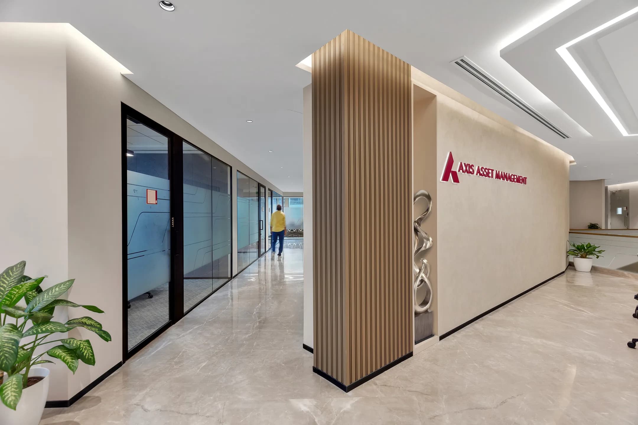 Axis Mutual Fund Mumbai Interior 5